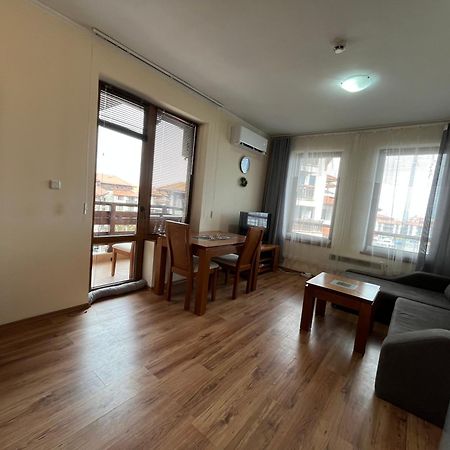 Ski Zone At Gondola, Warm And Cosy, Wifi, Ac, Netflix, Perfect One Bedroom Appartment, Beautiful View Bansko Buitenkant foto